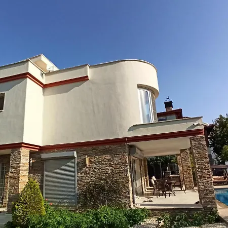 Dora Villa Kusadasi